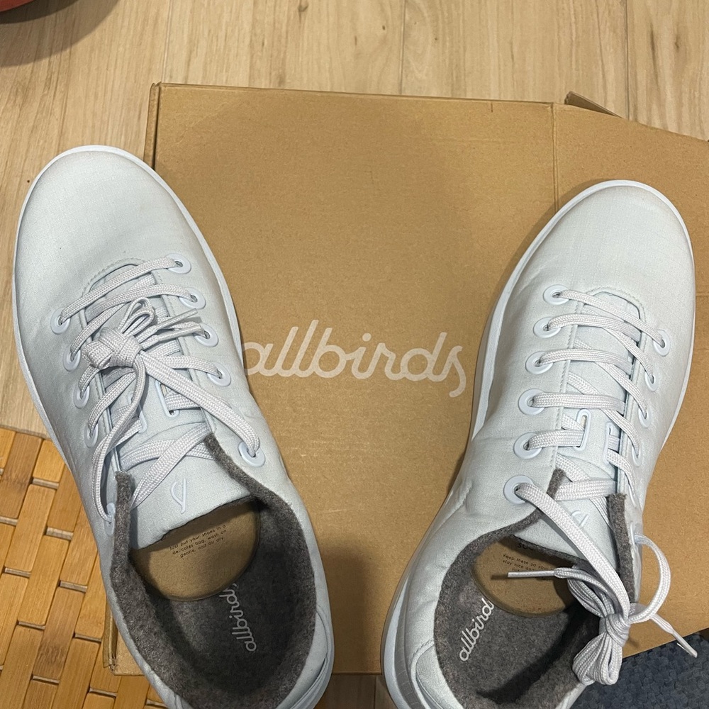 Brand new never used Allbirds Wool Pipers.